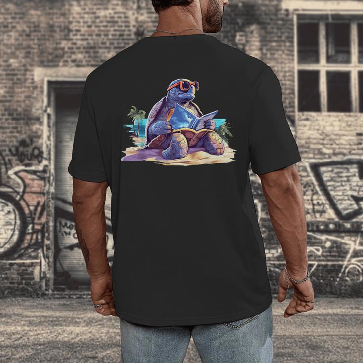 Turtle Wearing Sunglasses Reading A Book On The Beach Summer Men's Back Print T-Shirt