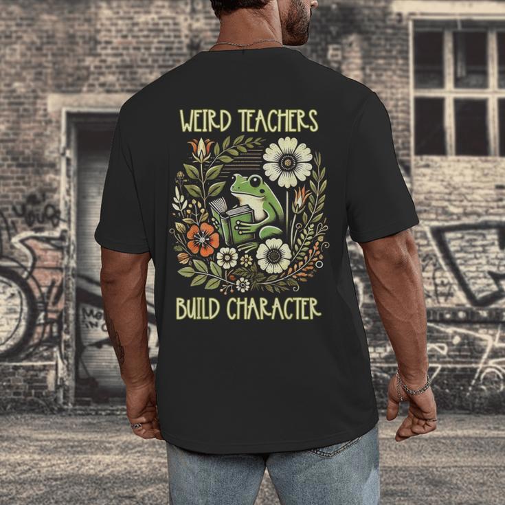 Weird Teachers Build Character Frog Reading Book Librarian Men's Back Print T-Shirt Weird Teachers Build Character Frog Reading Book Librarian Men's Back Print T-Shirt