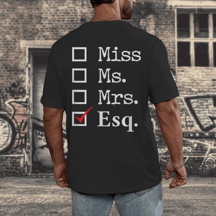 Women Lawyer Attorney Law School Graduation Lawyer Men's Back Print T-Shirt