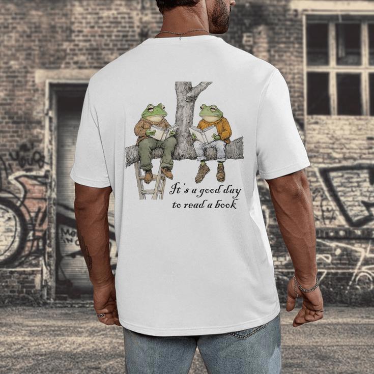 It's A Good Day To Read A Book Frog Toad Men's Back Print T-Shirt It's A Good Day To Read A Book Frog Toad Men's Back Print T-Shirt