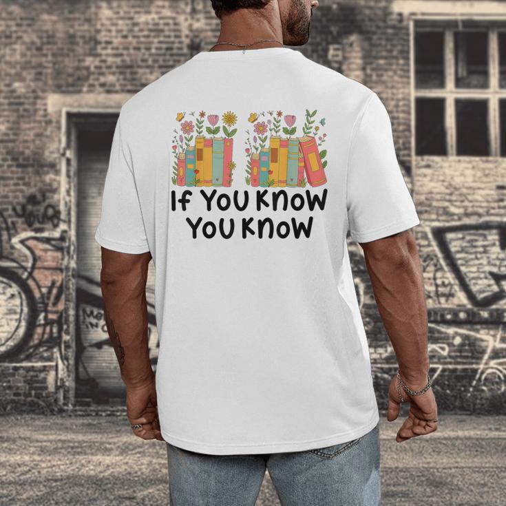 If You Know You Know 6 7 Reading Books Merry Christmas Men's Back Print T-Shirt