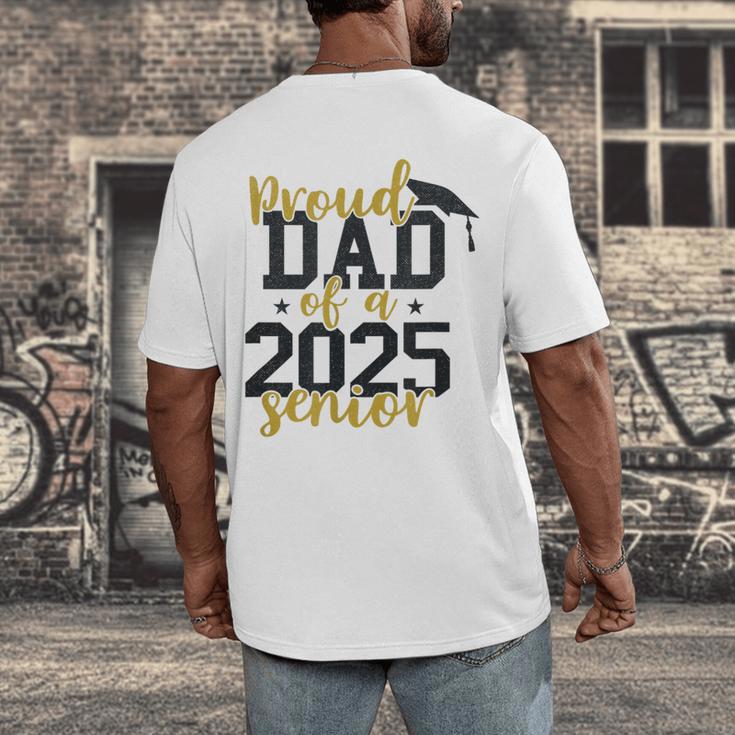 Proud Dad Of a 2025 Senior Graduation Men's Back Print T-Shirt