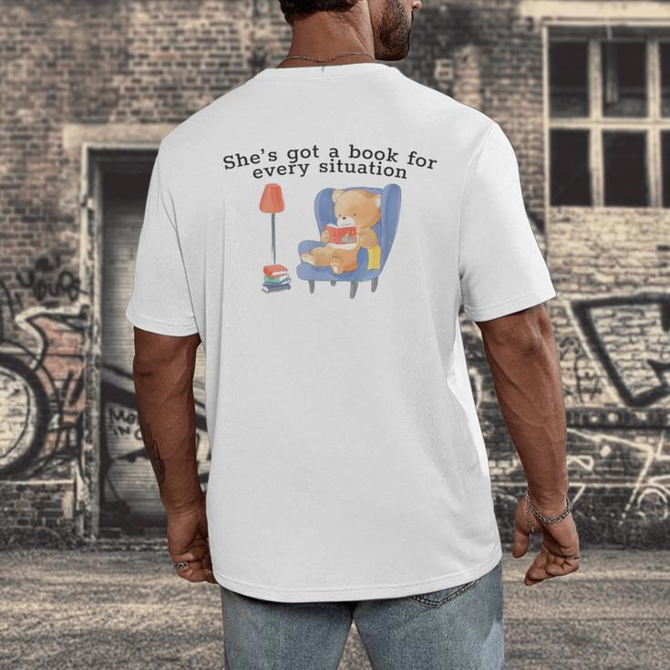 She's Got A Book For Every Situation Men's Back Print T-Shirt