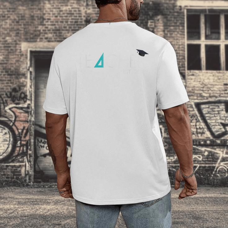 Teacher Established 2018 Shirt Graduation For Teachers Men's Back Print T-Shirt