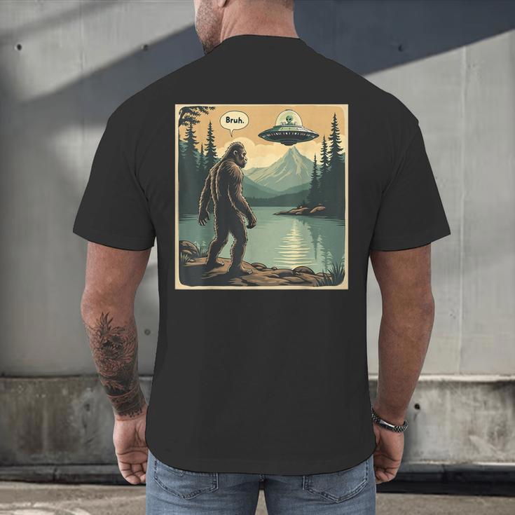 Bigfoot Sasquatch Alien Spaceship UFO Introvert Bruh Men's Back Print T-Shirt Bigfoot Sasquatch Alien Spaceship UFO Introvert Bruh Men's Back Print T-Shirt