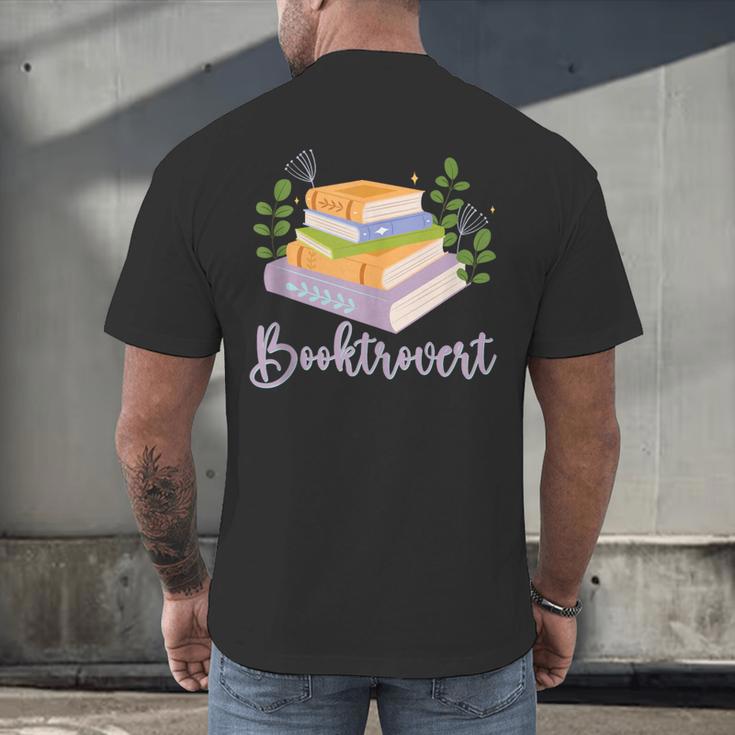 Booktrovert Bookworm Introvert Bibliophile Booktrovert Men's Back Print T-Shirt