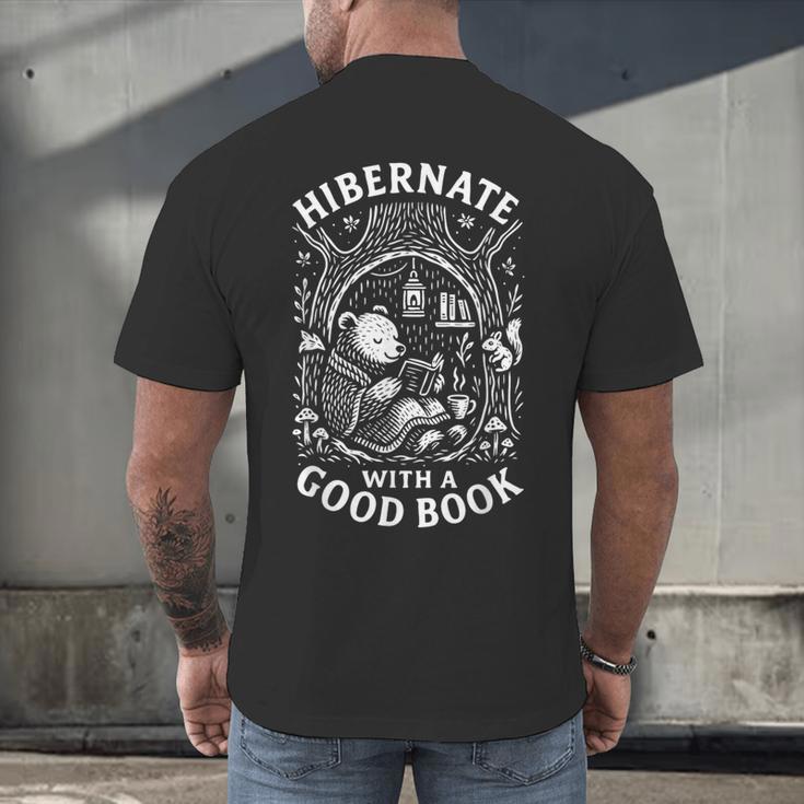 Cozy Bear Reading Hibernate With a Book Men's Back Print T-Shirt