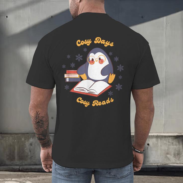 Cute Xmas Book Lover Penguin Reading Cosy Days Cosy Reads Men's Back Print T-Shirt