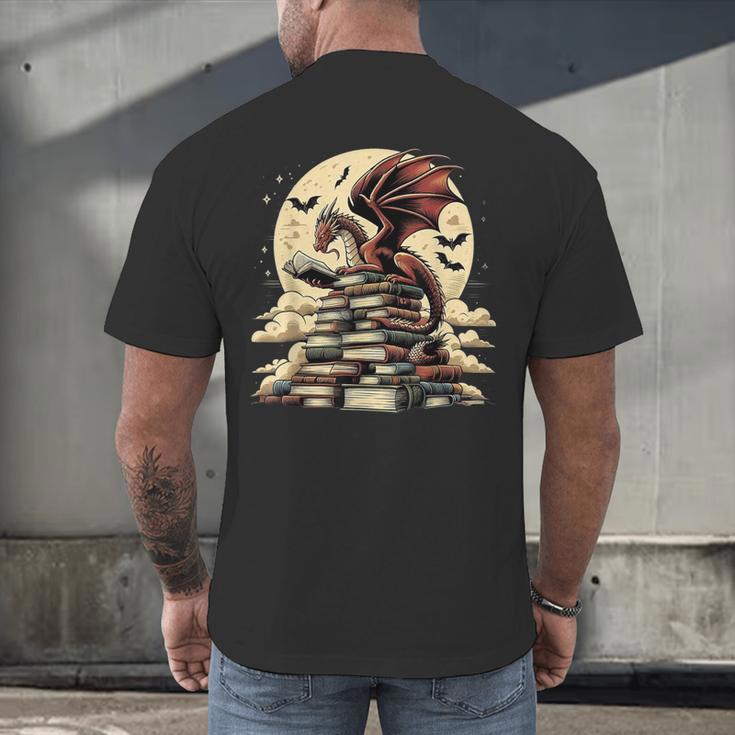 Dragon Reading a Book Dragons And Books Lover Bookworm Men's Back Print T-Shirt