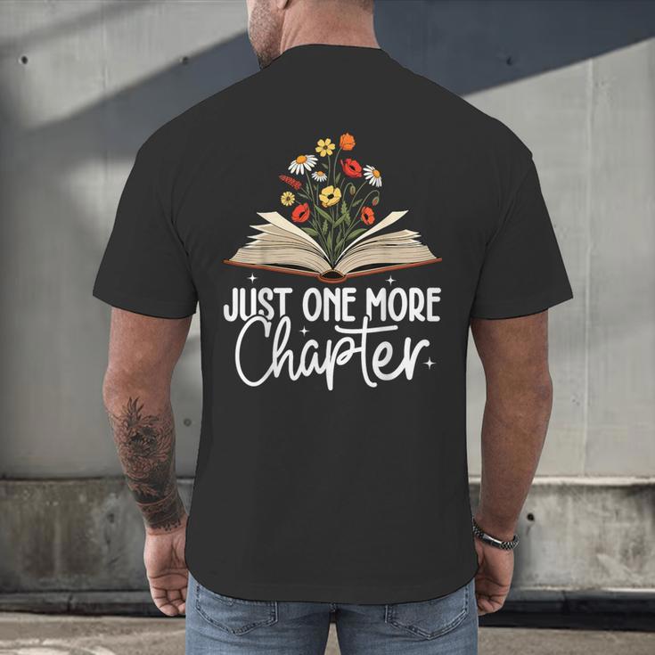 Just One More Chapter Floral Book Reading Girl Bookworm Men's Back Print T-Shirt Just One More Chapter Floral Book Reading Girl Bookworm Men's Back Print T-Shirt