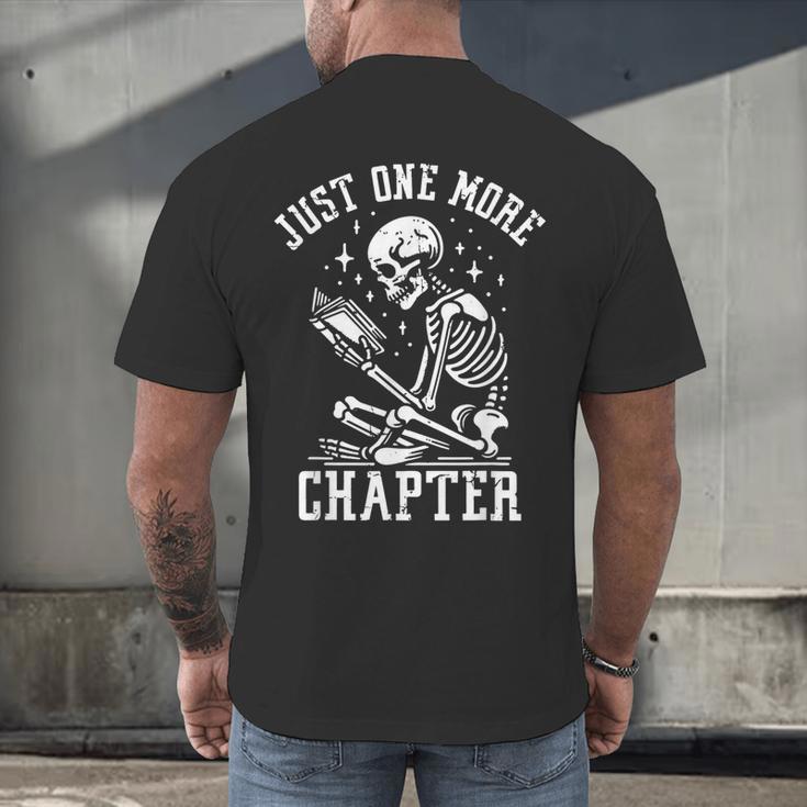 Just One More Chapter Skeleton Reading Book Men's Back Print T-Shirt