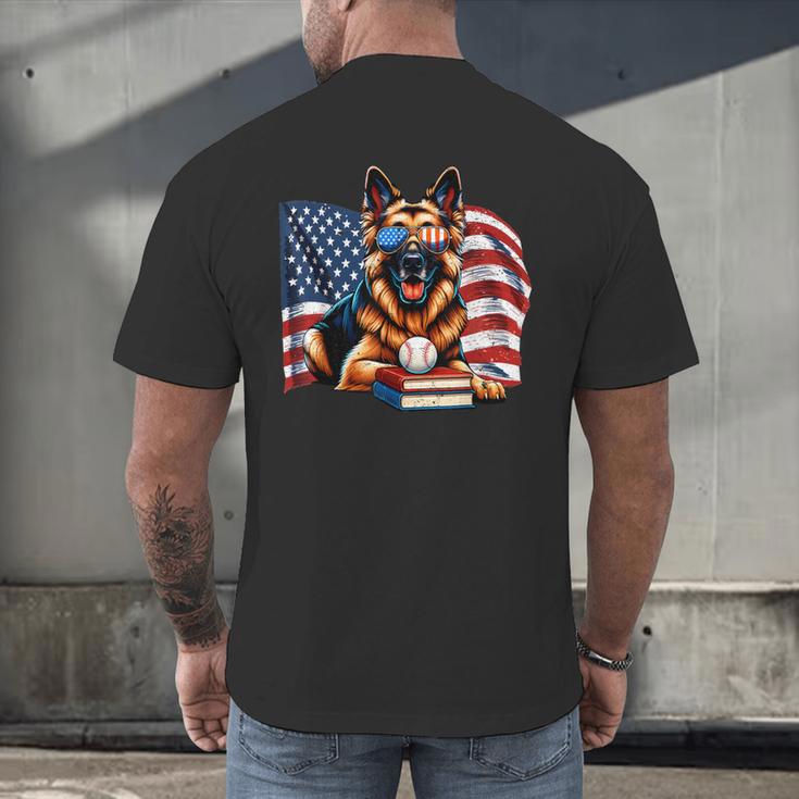 Patriotic German Shepherd Books Baseball USA Flag Vintage Men's Back Print T-Shirt