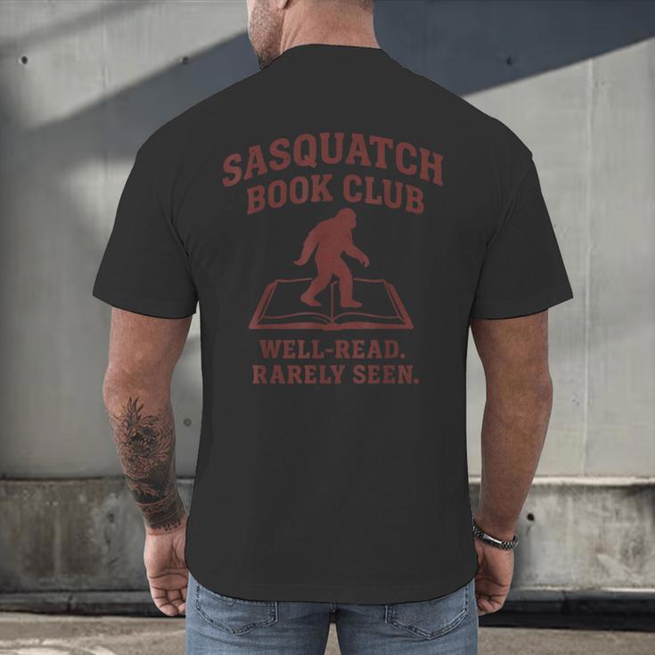 Sasquatch Book Club Bigfoot Reading Cryptid Vintage Men's Back Print T-Shirt