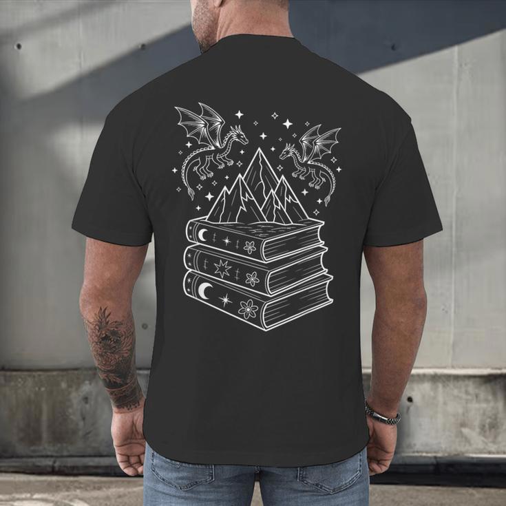Stack Of Books And Dragons Bookworm Fantasy Books Lover Men's Back Print T-Shirt Stack Of Books And Dragons Bookworm Fantasy Books Lover Men's Back Print T-Shirt