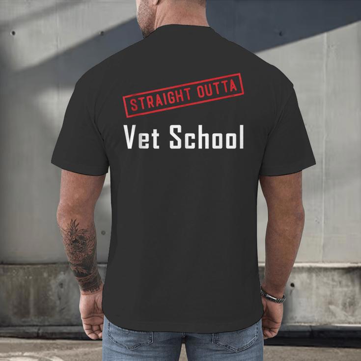 Straight Outta Vet School Graduation Veternarians I Survived Men's Back Print T-Shirt