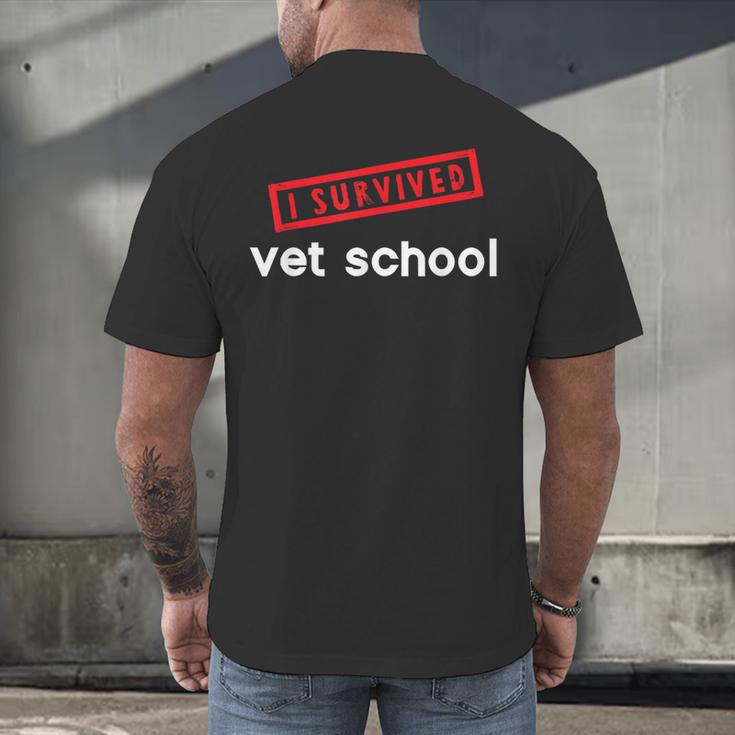 Vet School Tech Graduation Future Veternarians I Survived Men's Back Print T-Shirt