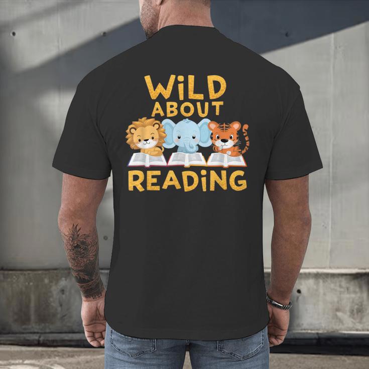 Wild About Reading Cute Animal Book Lover Kids Men's Back Print T-Shirt Wild About Reading Cute Animal Book Lover Kids Men's Back Print T-Shirt