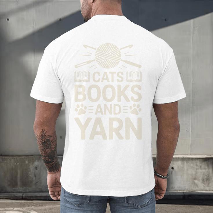 Cats Books And Yarn Crocheter Crocheting Men's Back Print T-Shirt