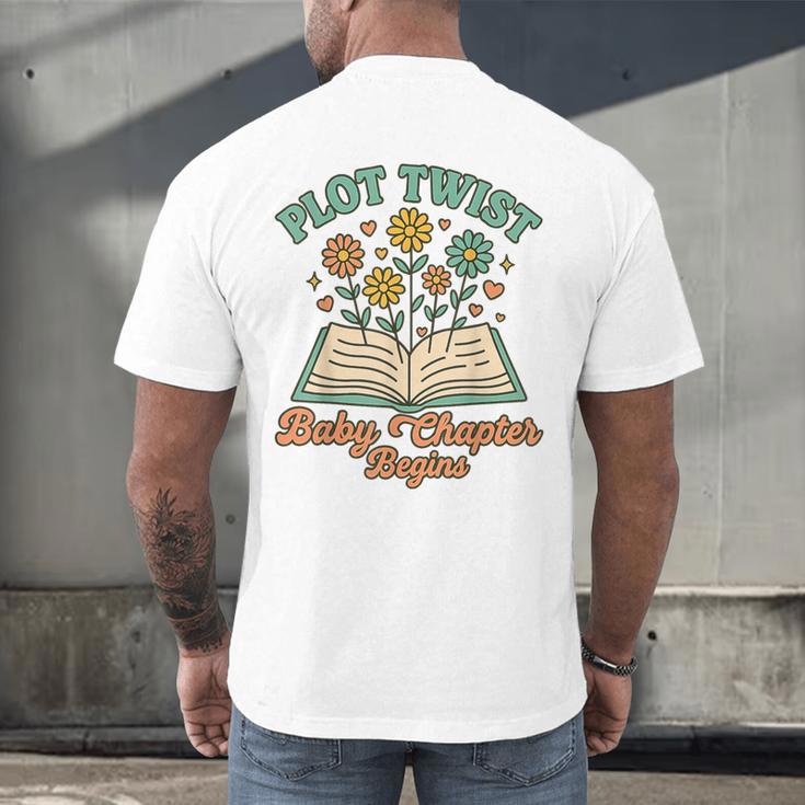 Pregnancy Announcement Book Lover Reveal Pregnant Men's Back Print T-Shirt