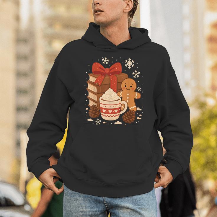 Cute Christmas Books Gingerbread Xmas Book Lover Teacher Unisex Hoodie