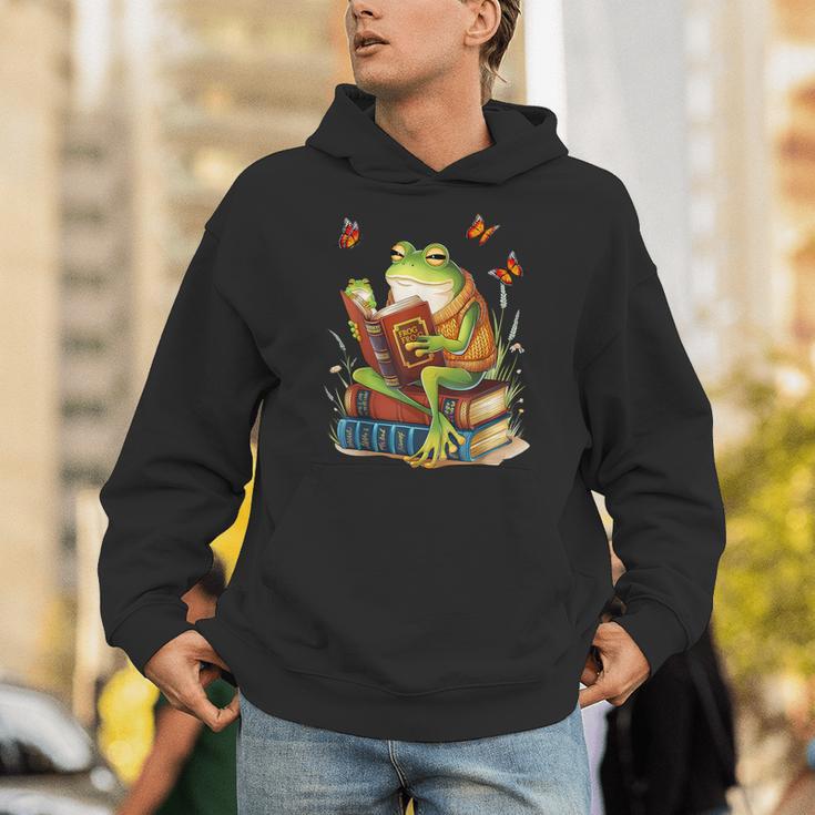 Frog & Toad Fishing Vintage Classic Book Frog Reading Book Unisex Hoodie Frog & Toad Fishing Vintage Classic Book Frog Reading Book Unisex Hoodie