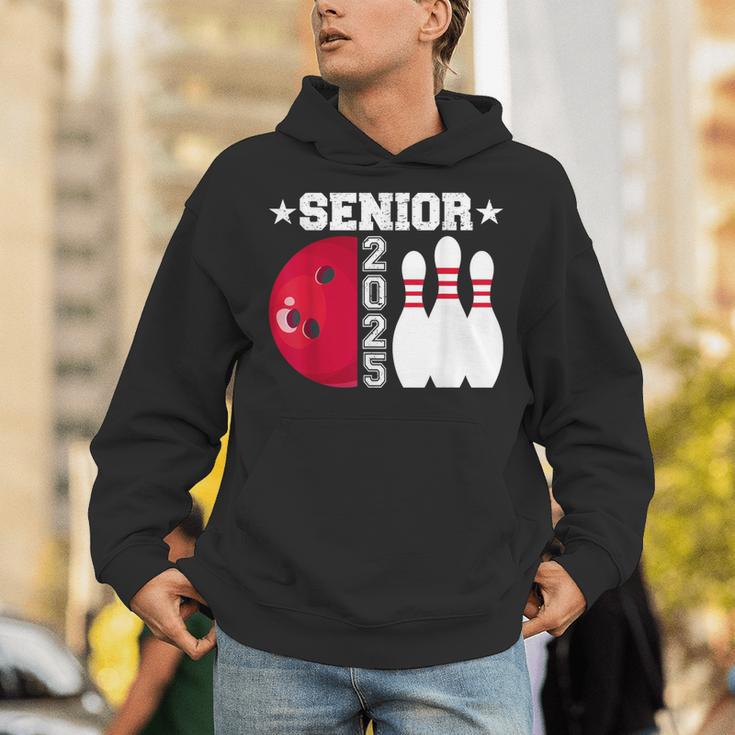 Senior 2025 Bowling Player Class Of 2025 Graduation Seniors Unisex Hoodie