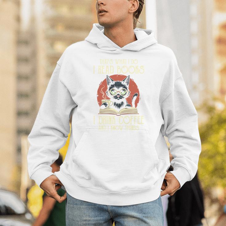 i Read Books And i Know Things Cat Reading Cat Coffee Books Unisex Hoodie