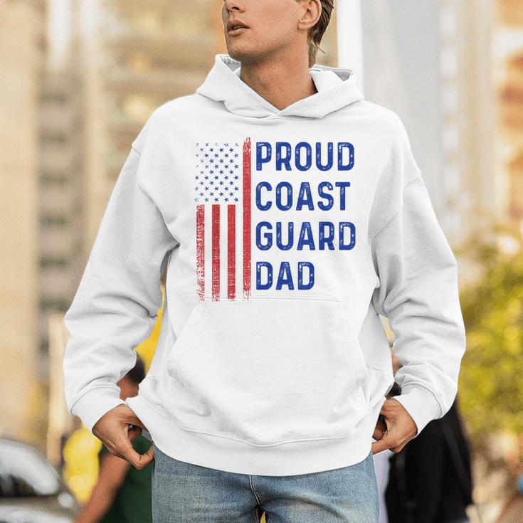 Retro Proud Coast Guard Dad Graduation Dad Usa Flag Outfit Unisex Hoodie
