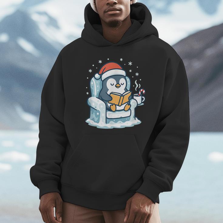Cute Christmas Penguin Reading Book Cozy Winter Holiday Art Unisex Hoodie