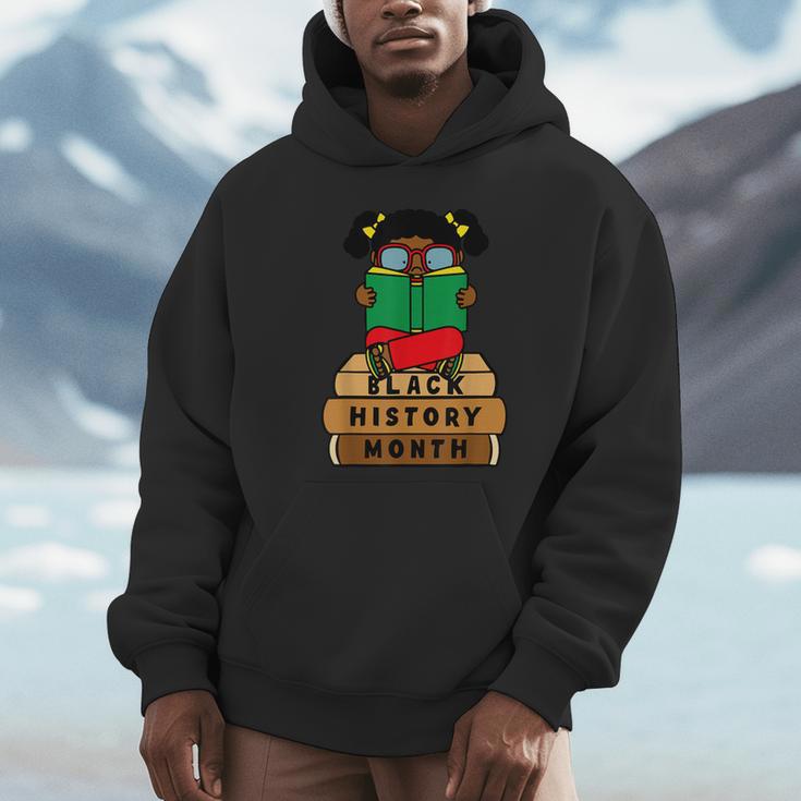 Girl Kid Reading Book Black History Month Bookworm Unisex Hoodie