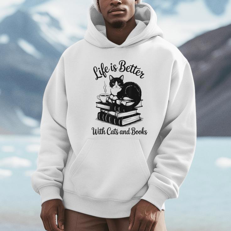 Life Is Better With Cats & Books Tuxedo Cat Mom Women Unisex Hoodie