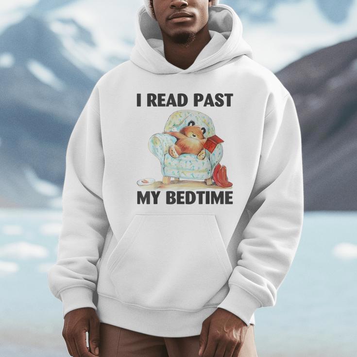 Vintage I Read Past My Bedtime Cute Sleeping Bear Book Lover Unisex Hoodie Vintage I Read Past My Bedtime Cute Sleeping Bear Book Lover Unisex Hoodie