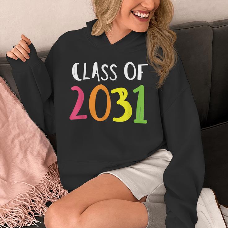 Class Of 2031 Kindergarten Graduation Back To School T-Shirt Unisex Hoodie