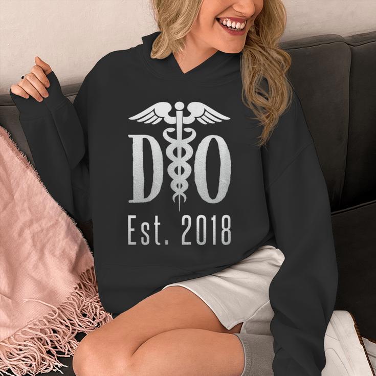 Doctor Graduation Shirt Tshirt Tee For Medical Students DO Unisex Hoodie