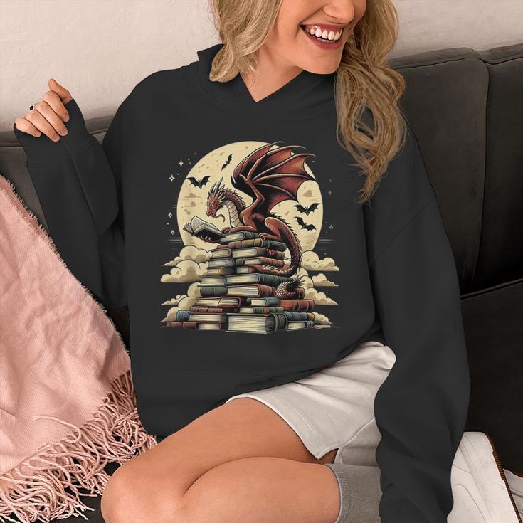 Dragon Reading a Book Dragons And Books Lover Bookworm Unisex Hoodie