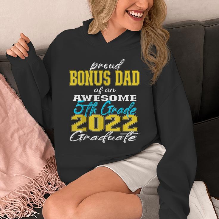 Proud Bonus Dad Of 5th Grade Graduate 2022 Family Graduation Unisex Hoodie