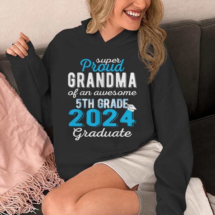 Proud Grandma Of 5th Grade Graduate 2024 Family Graduation Unisex Hoodie
