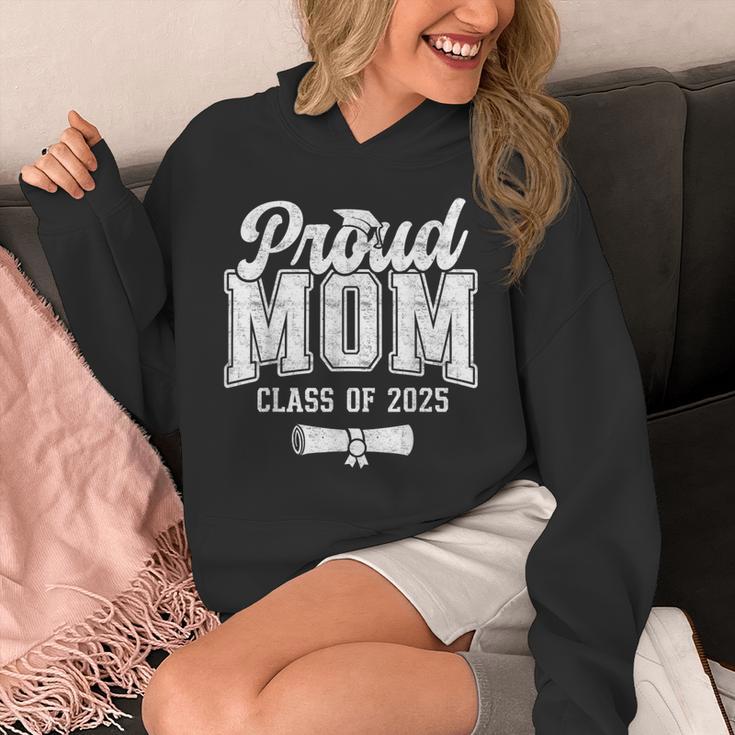 Proud Mom Of 2025 Graduate Senior Mom 25 Graduation Unisex Hoodie