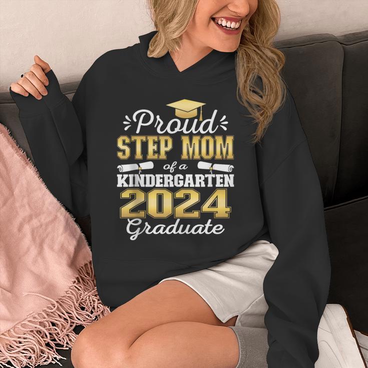 Proud Step Mom Of Kindergarten Graduate 2024 Graduation Step Unisex Hoodie