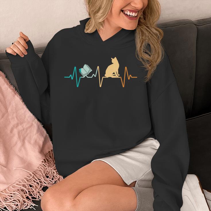 Reading Cat Heartbeat Book & Cat Lover Unisex Hoodie