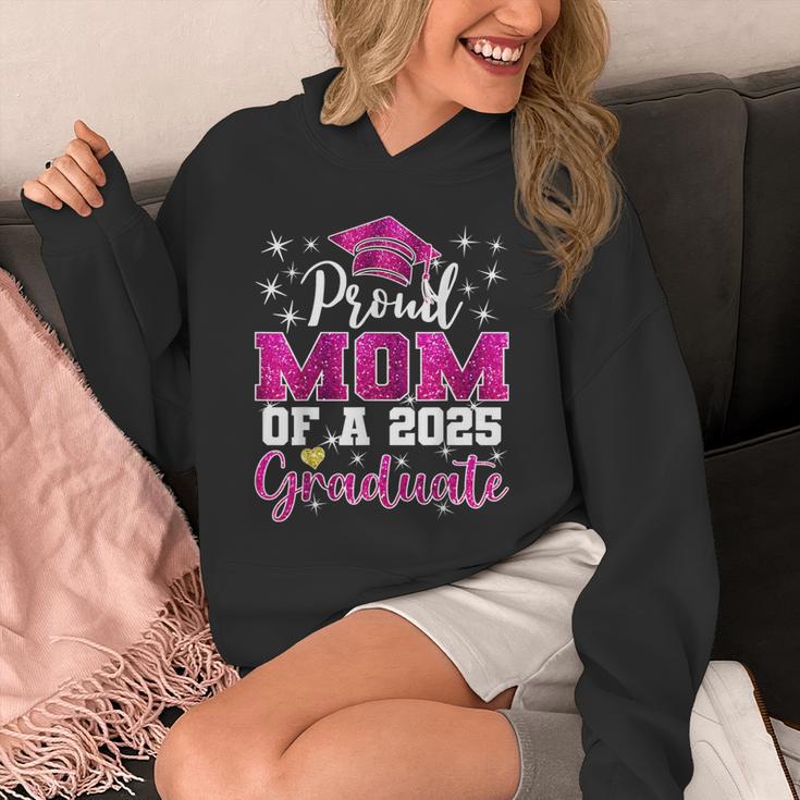 Super Proud Mom Of 2025 Graduate Senior Graduation Family Unisex Hoodie