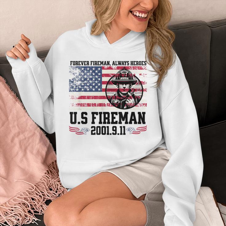 In Memory And Honor Of Firefighters Remembering 911 Unisex Hoodie
