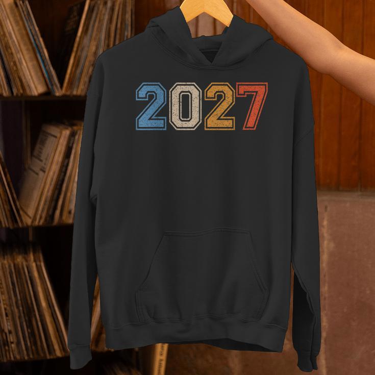 Class Of 2027 Graduate Shirts For Men Women Graduation Retro Unisex Hoodie