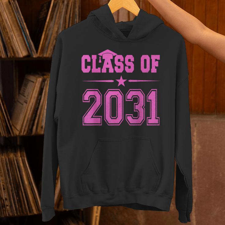 Class Of 2031 Pink Girls Shirt Graduation Unisex Hoodie