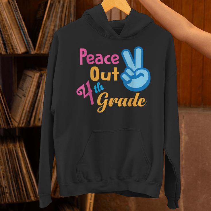 Last Day Of School Peace Out Grade 4 Graduation Kids Unisex Hoodie