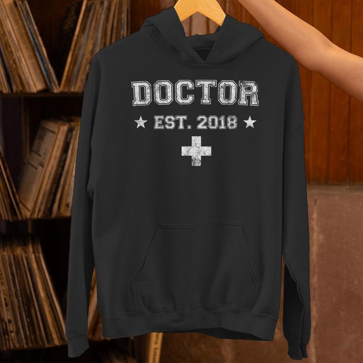 Medical Student GraduationShirt Doctor Est 2018 Unisex Hoodie