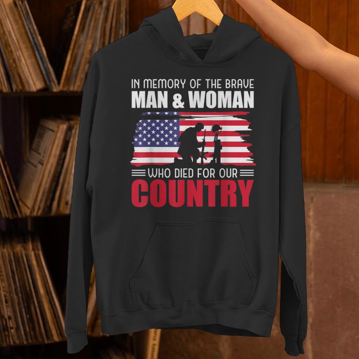 In Memory Of The Brave Man & Woman Memorial Day Unisex Hoodie In Memory Of The Brave Man & Woman Memorial Day Unisex Hoodie