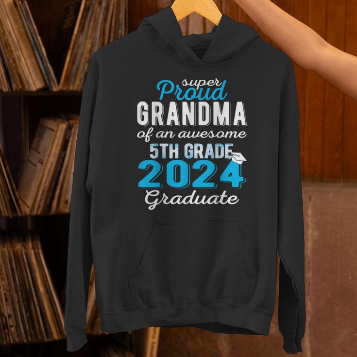 Proud Grandma Of 5th Grade Graduate 2024 Family Graduation Unisex Hoodie