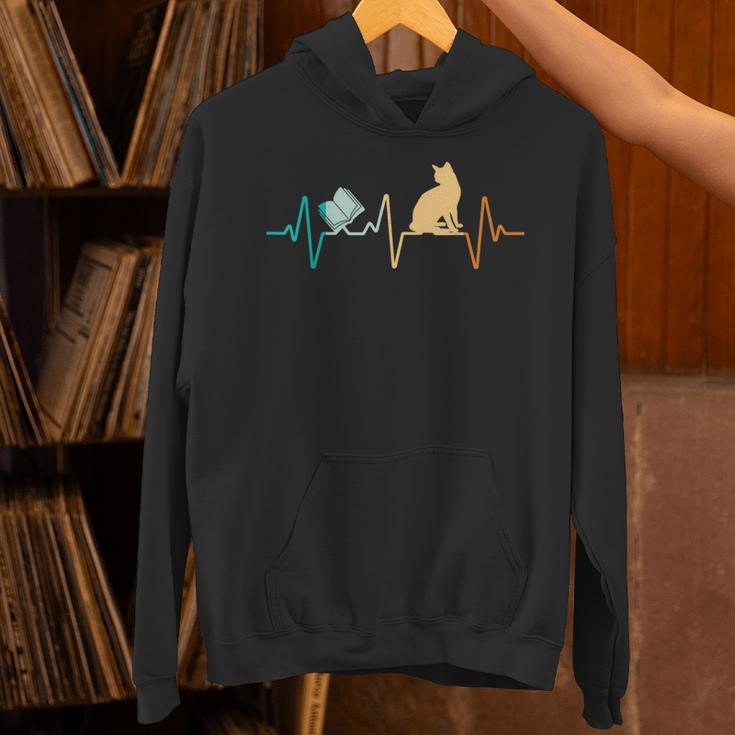 Reading Cat Heartbeat Book & Cat Lover Unisex Hoodie