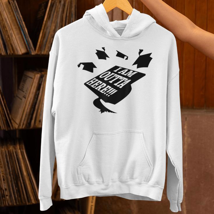 GRADUATION 2018 I AM OUTTA HERE SCHOOL MOVING UP GIFT SHIRT Unisex Hoodie